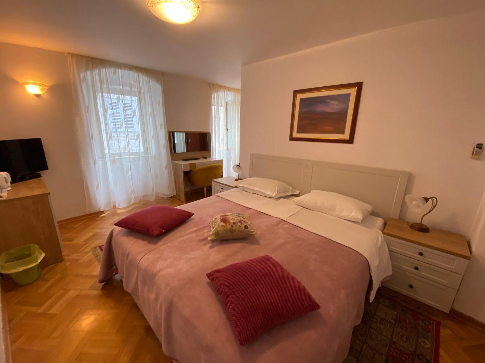 Rooms Base Сплит Экстерьер фото