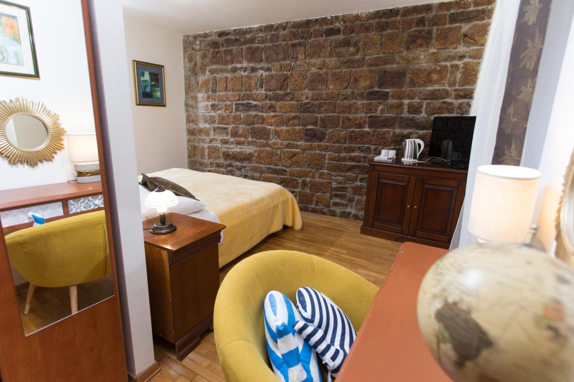 Rooms Base Сплит Экстерьер фото